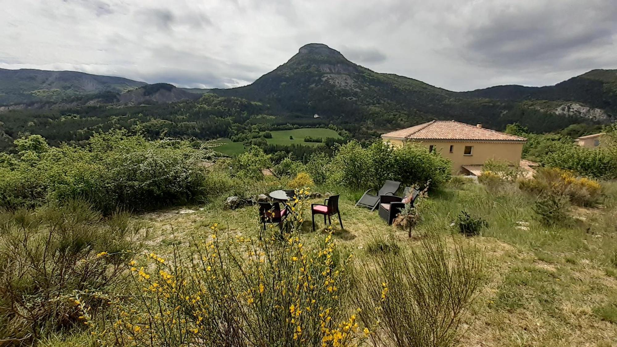 Les Terrasses Du Paradis Orpierre Buitenkant foto