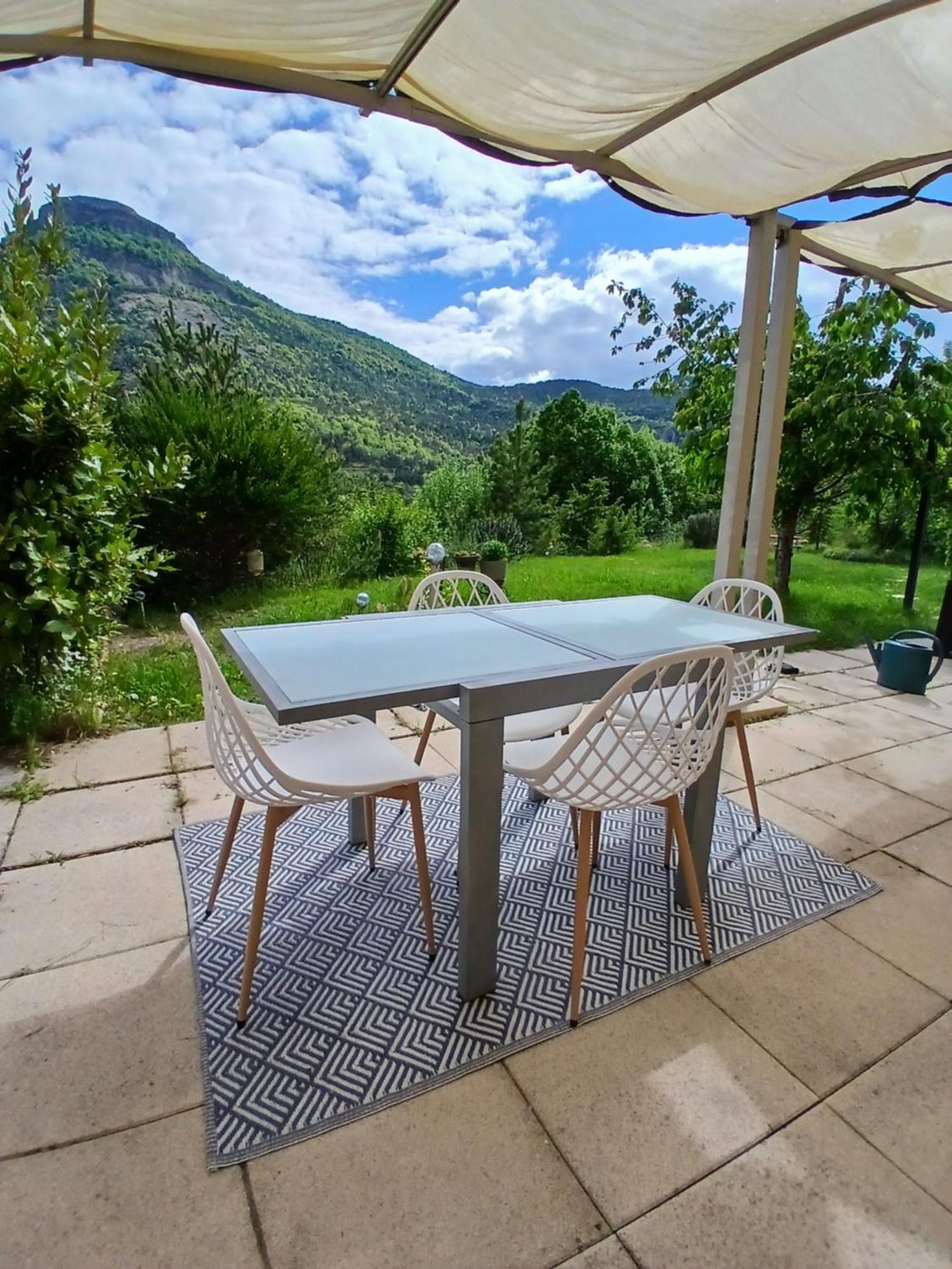 Les Terrasses Du Paradis Orpierre Buitenkant foto
